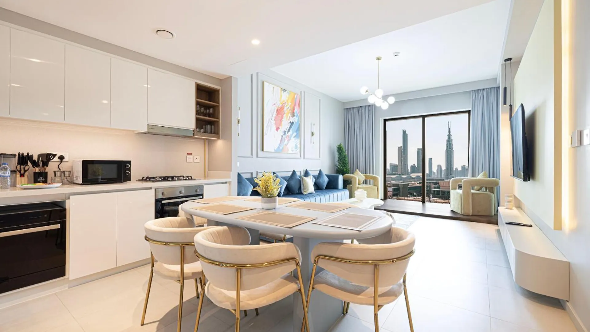 Downtown Dreams Burj Khalifa View Apartment Dubai