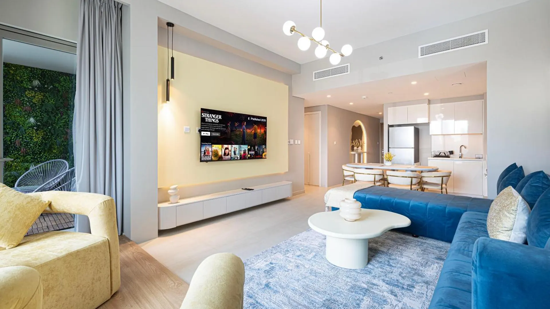 Downtown Dreams Burj Khalifa View Apartment Dubai